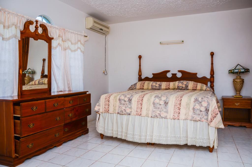 Vanvilla Guest House Negril Pokoj fotografie